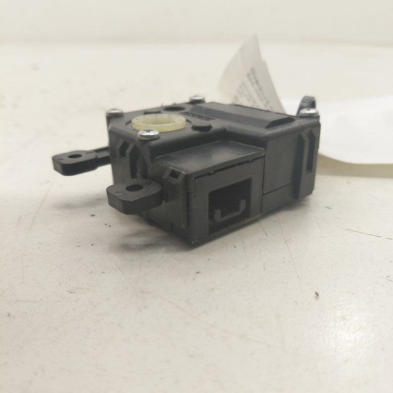 Lexus IS350 Flap Door Motor Heater AC Door Actuator  2020 2019 2018
