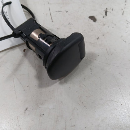 Nissan LEAF 12V Power Port Socket  2013 2014 2015 2016 2017 OEM
