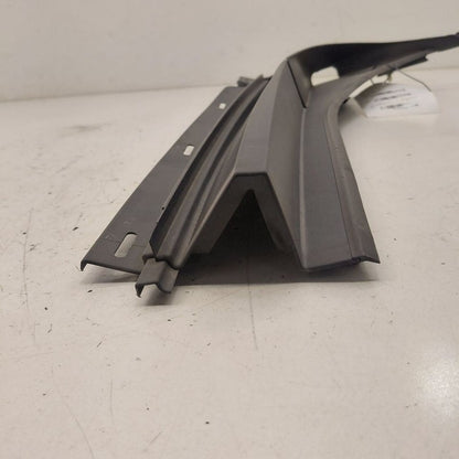 Chevy Volt Windshield Cowl Vent Panel Trim Cover Right Passenger  2016