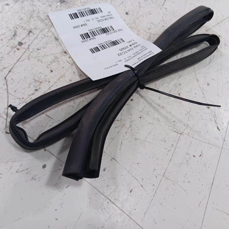 Nissan Kicks Cowl Vent Panel Hood Rubber Seal  2021 2022 2023 2024 OEM