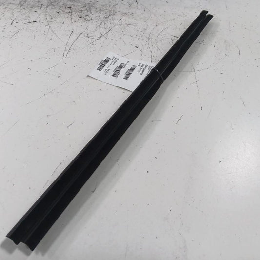 Jeep Compass Right Front Weather Strip Interior 2017 2018 2019 2020 20