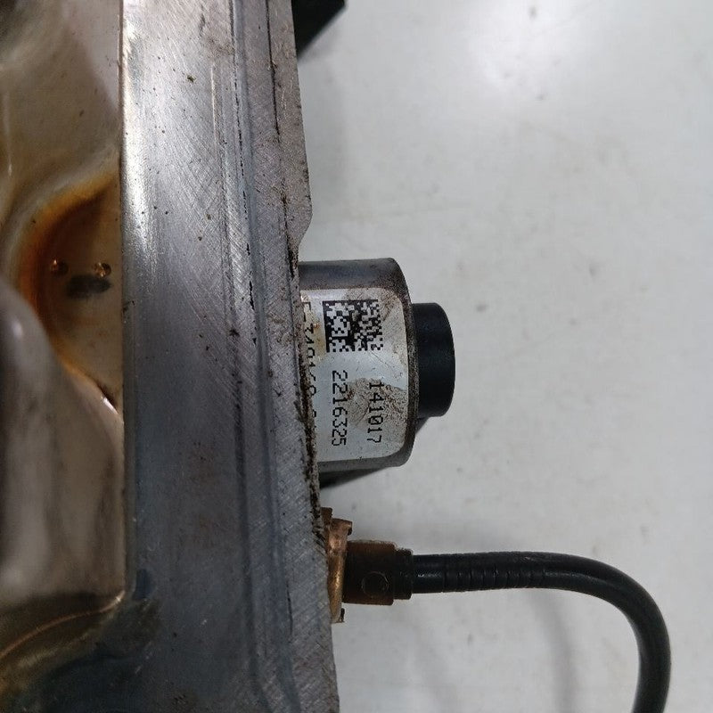 Fiat 500 Variable Timing Gear Oil Control Valve Solenoid Cylinder Head 2016 2017