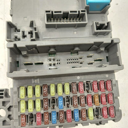 Honda Clarity Cabin Fuse Box Interior Inner Under Dash  2018 2019 2020