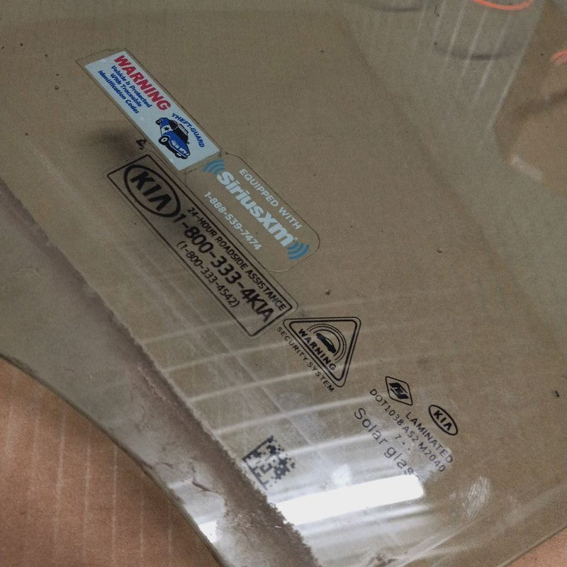 Driver Left Front Door Glass Window With Acoustic Laminated 16-20 Kia 