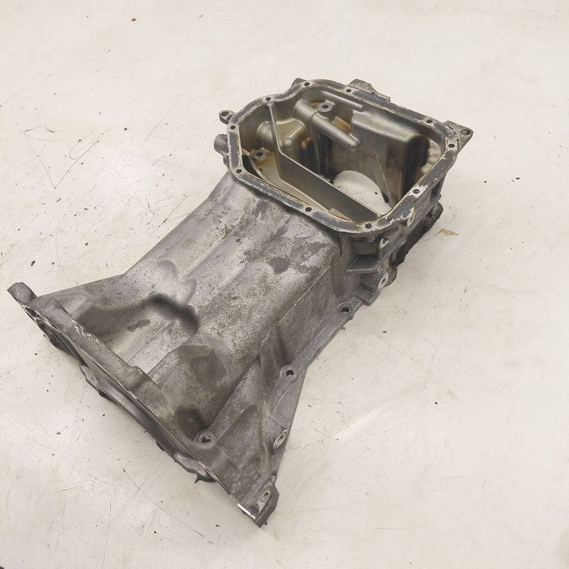 Upper Engine Oil Pan Sedan 3.5L 6 Cylinder Fits 07-18 Nissan Altima