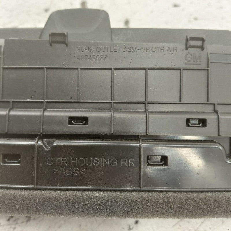 Buick Encore GX Dash Air Vent Center Middle  2022 2023 2024 2025