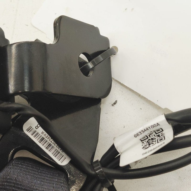 Nissan Versa Seat Belt Buckle Latch Right Passenger Rear Back  2024 20