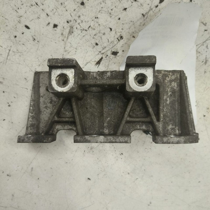 Hyundai Santa Fe AC Mount Bracket  2.0 2019 2020
