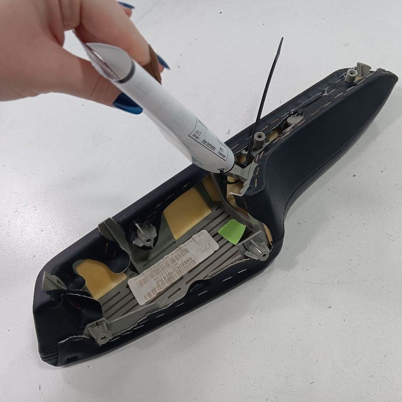 Chrysler 300 Left Rear Door Arm Rest  2015 2016 2017 2018 2019