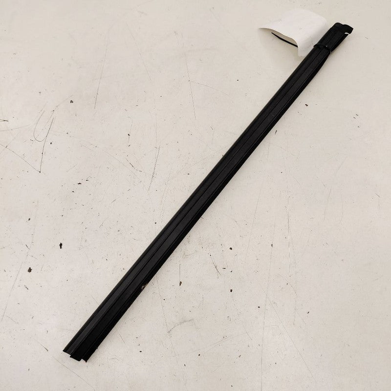 Chevy Trailblazer Left Front Weather Strip Interior  2023 2022 2021