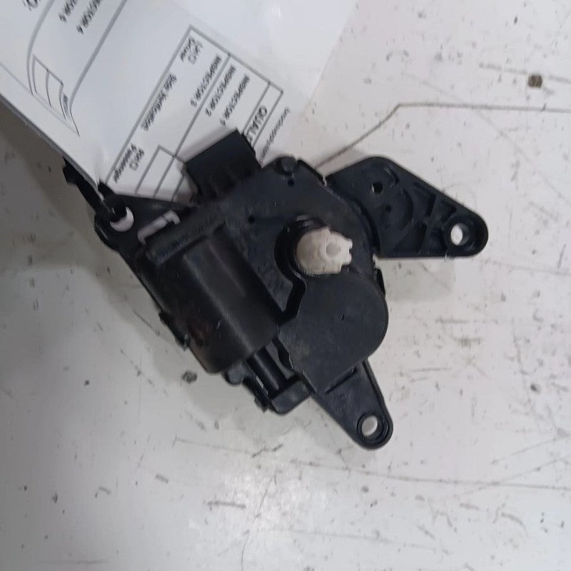 Kia Soul Flap Door Motor Heater AC Door Actuator  2017 2018 2019 OEM