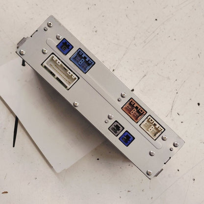 Audio Equipment Radio Tuner And Receiver AM-FM-MP3 Fits 21-23 Mazda 3