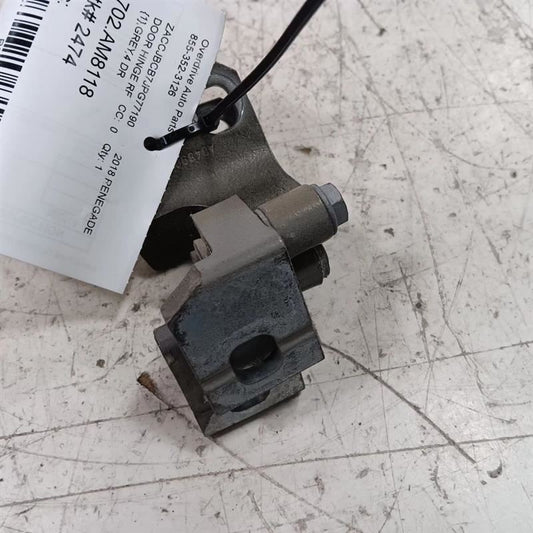 Jeep Renegade Door Hinge Set Right Front Passenger  2015 2016 2017 2018