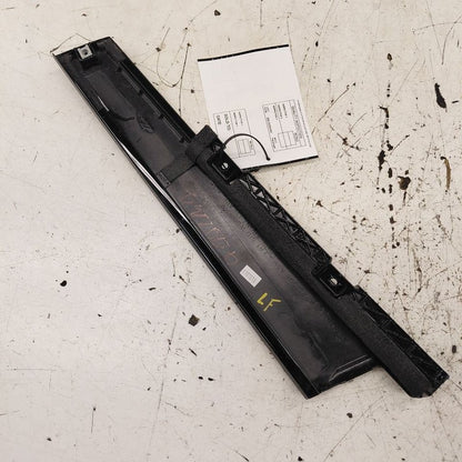 Cadillac CT6 Driver Left Front Door Applique {23385020} 2018 2017 2016