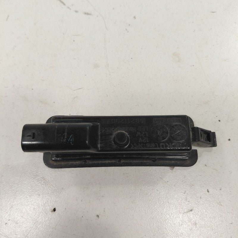Chrysler 300 License Plate Light Lamp  2017 2018 2019 OEM