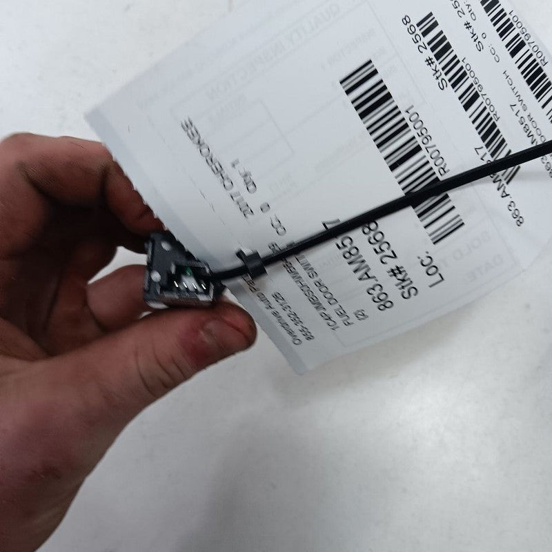 Jeep Cherokee Fuel Door Switch Gas Cap Cover Lid Release Button Control  2015 20