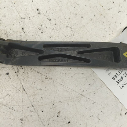 Nissan Versa Windshield Wiper Arm Left Driver  2019 2018 2017 2016