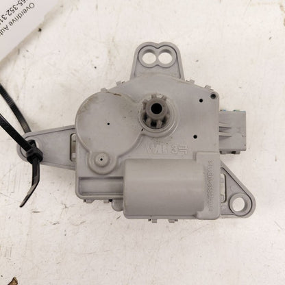 Hyundai Santa Fe Flap Door Motor Heater AC Door Actuator  2019 2020
