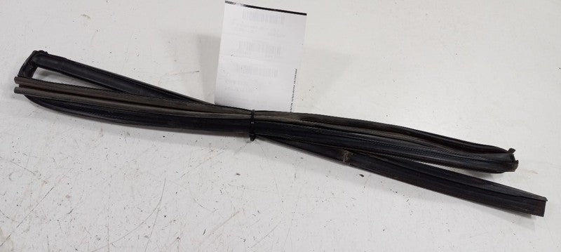 Mazda 6 Door Glass Window Seal Rubber Left Rear Back 2009 2010 2011 20