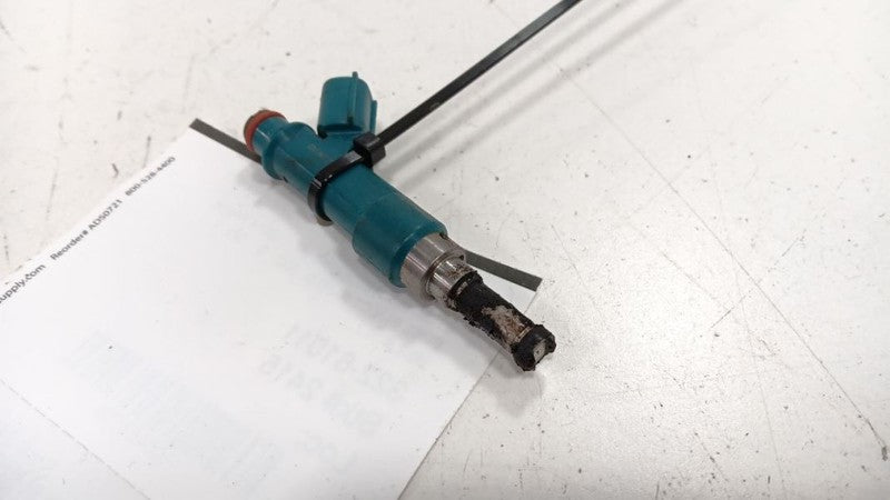 Fuel Injection Parts Fuel Injector Prius V VIN Eu Fits 11-18 PRIUS  OE