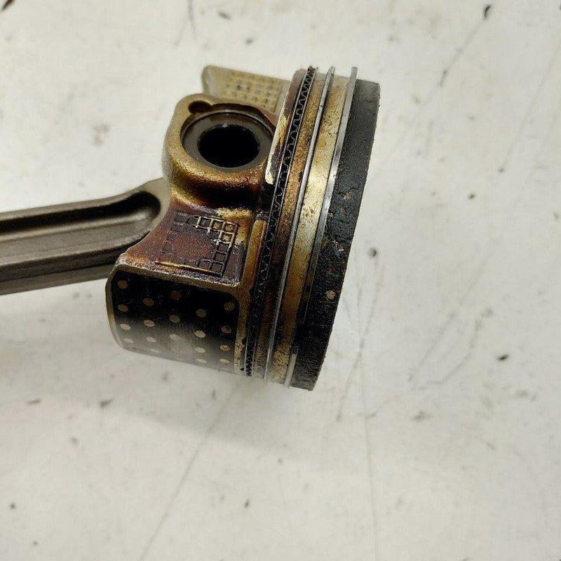 Honda CR-V Single Piston With Connecting Rod   1.5 2017 2018 2019