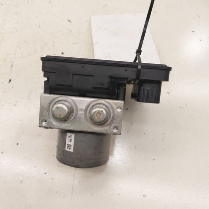 Anti-Lock Brake Part Pump Actuator 4 Door X Model Fits 16-17 FIAT 500