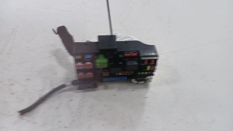 Buick Encore Cabin Fuse Box Interior Inner Under Dash  2016 2017 2018 