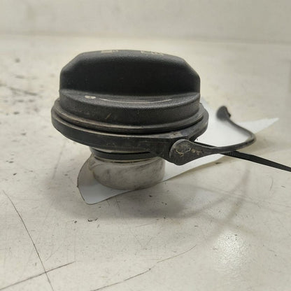 Hyundai Santa Fe Gas Tank Fuel Cap  2019 2020