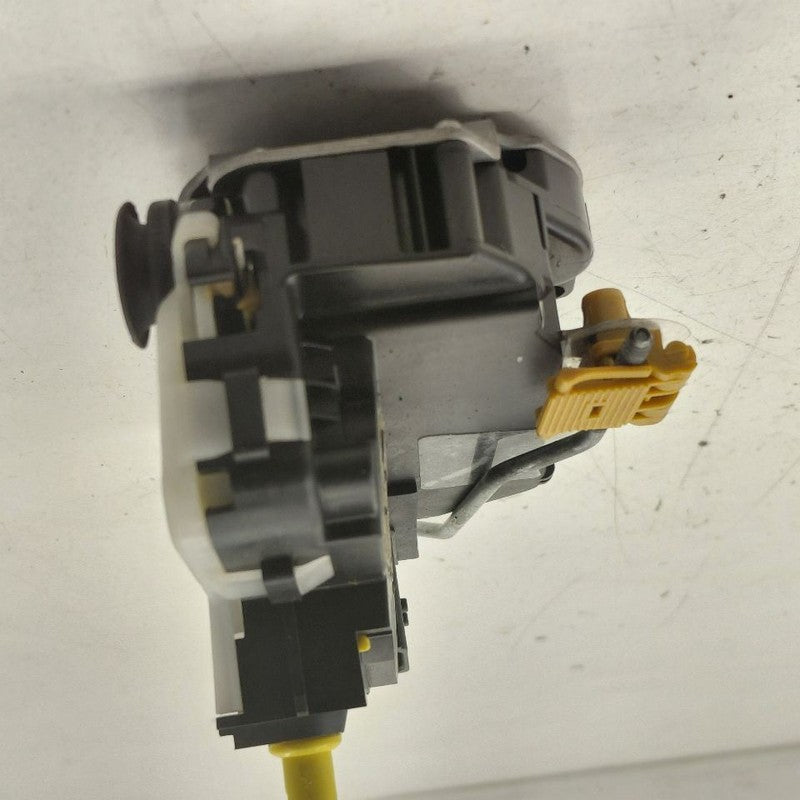 Chevy Trax Door Latch Lock Right Passenger Rear  2022 2021