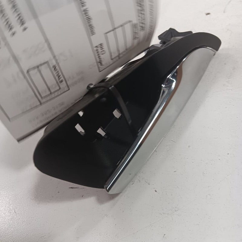 Buick Encore Door Handle Right Passenger Front Interior Inside  2022 2