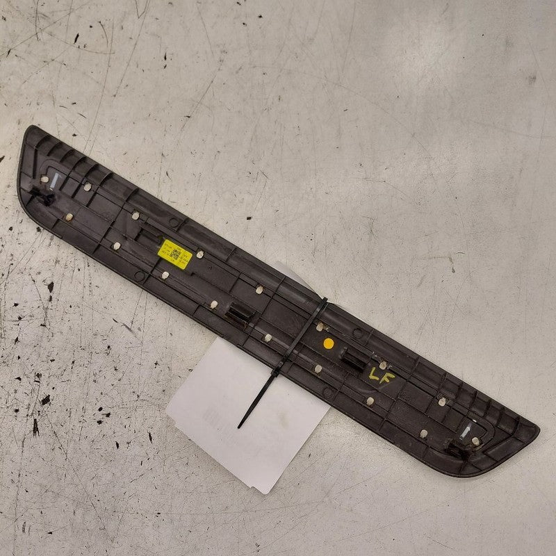 Hyundai Santa Fe Sill Trim Plate Door Jam Threshold Left Driver Front 