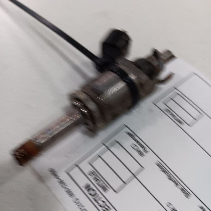 Fuel Injection Injector 2.0L Fits 12-18 Mazda 3 OEM
