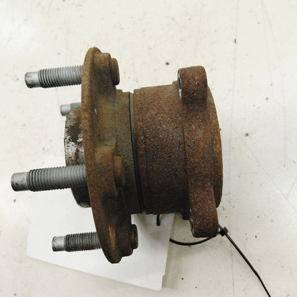 Buick Encore GX Passenger Right Rear Spindle Knuckle Bearing Hub  2020