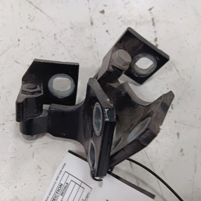 Jeep Renegade Door Hinge Set Right Rear Passenger   2021 2020 2019 OEM