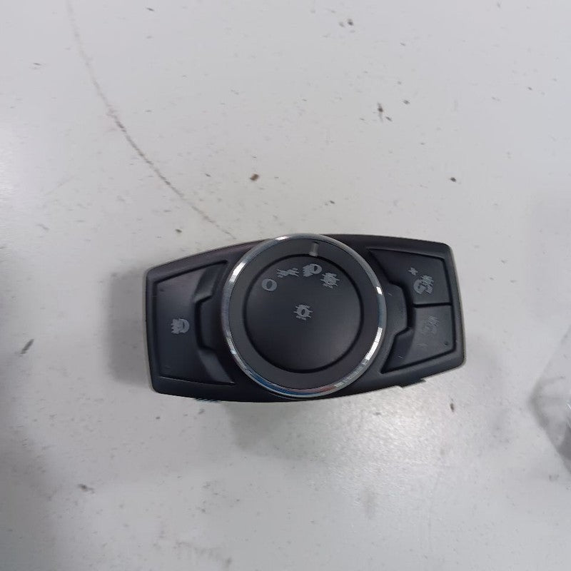 Ford Ecosport Headlight Switch Head Light Lamp  2018 2019 2020 2021 20