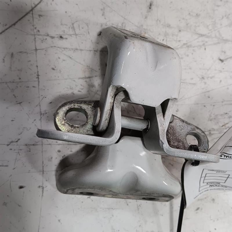 Kia Forte Door Hinge Set Right Front Passenger  2014 2015 2016