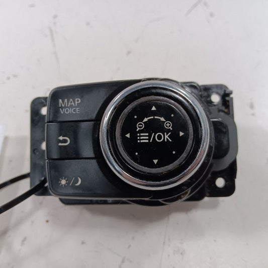 INFINITI Q50 Console Media Switch {283952V73A} 2014 2015 2016 2017 201