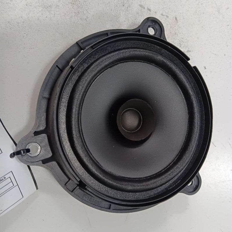 Nissan Versa Speaker Right Passenger Rear  2023 2022 2021 2020