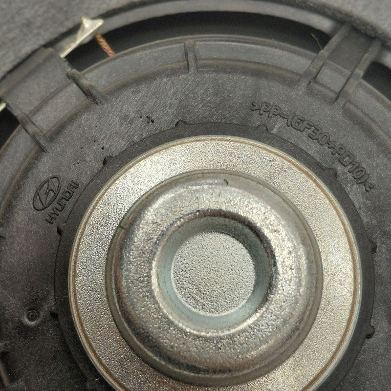 Hyundai Veloster Speaker Left Driver Rear  2017 2016 2015 2014