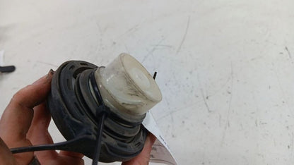 Hyundai Elantra Gas Tank Fuel Cap  2011 2012 2013 2014 2015 2016 OEM