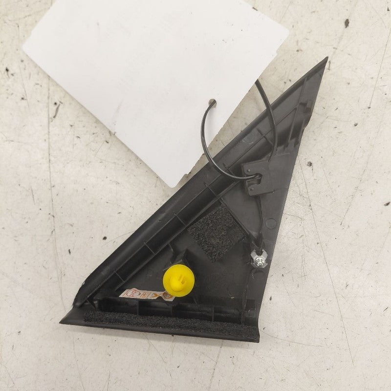 Hyundai Veloster Mirror Mount Cover Door Trim Right Passenger  2017 20