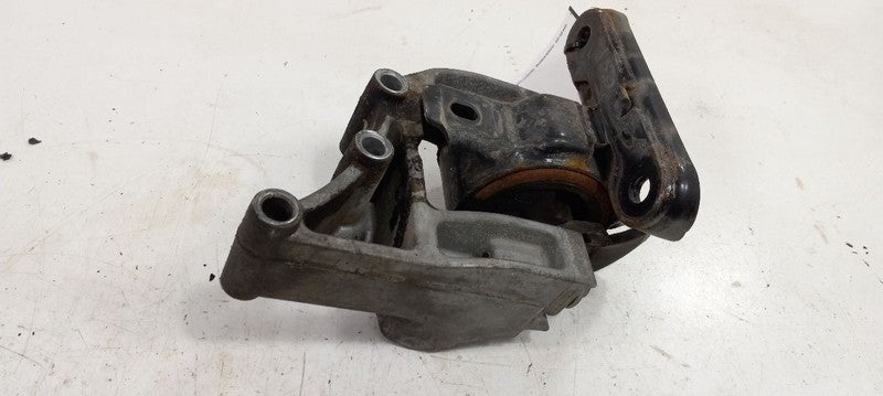 Dodge Journey Engine Motor Mount Left Driver 2011 2012 2013 2014 2015 2016
