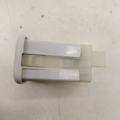 Cadillac XTS USB Plug In Hub Port      2016 2017 2018