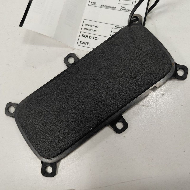 Kia Sorento Right Side Luggage Side Cover {85745C5500} 2018 2017 2016