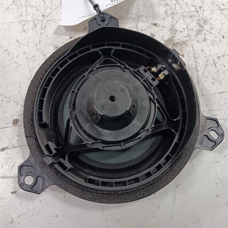 Toyota Rav 4 Speaker Left Rear  2015 2016 2017 2018