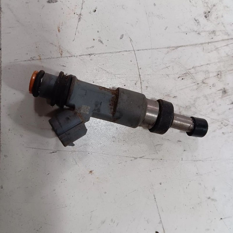 Fuel Injection Injector 2.5L Fits 17-18 Subaru Forester OEM