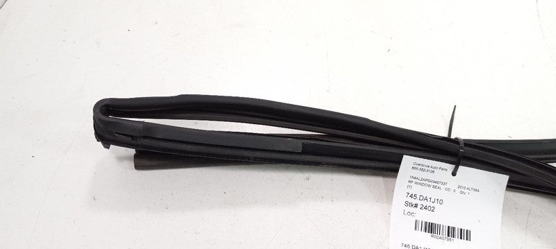 Nissan Altima Door Glass Window Seal Rubber Right Passenger Front 2010