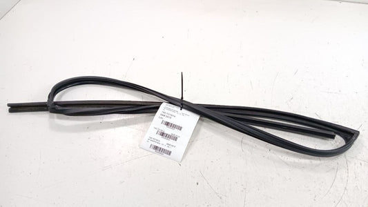 Toyota Prius Door Glass Window Seal Rubber Right Passenger Front 2015 2014 2013 