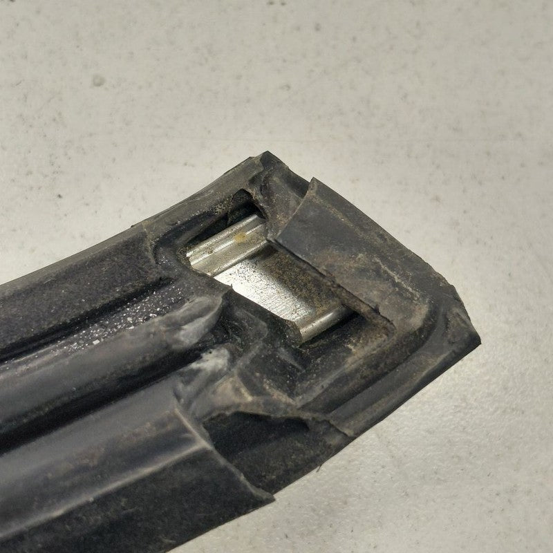 Volvo S60 Door Glass Window Seal Rubber Right Passenger Front  2018 20