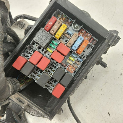 Fuse Box Engine Compartment 4 Door X Model Fits 16-17 FIAT 500